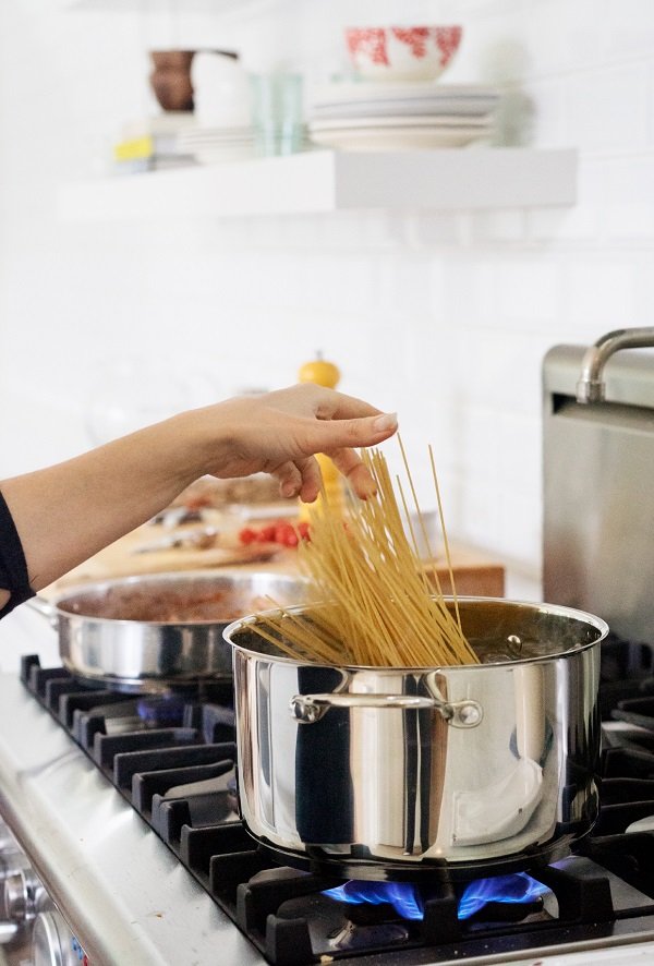 Mantar ve Mercimekli Bolonez Soslu Makarna (Spagetti)